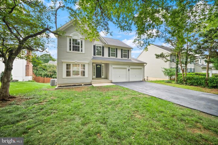 Property Photo:  406 Georgetown Court NE  VA 20176 