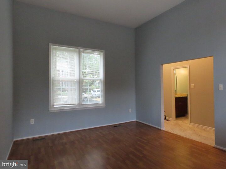 Property Photo:  624 Northcliffe Drive  MD 20850 