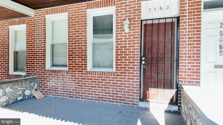 Property Photo:  2562 Edmondson Avenue  MD 21223 