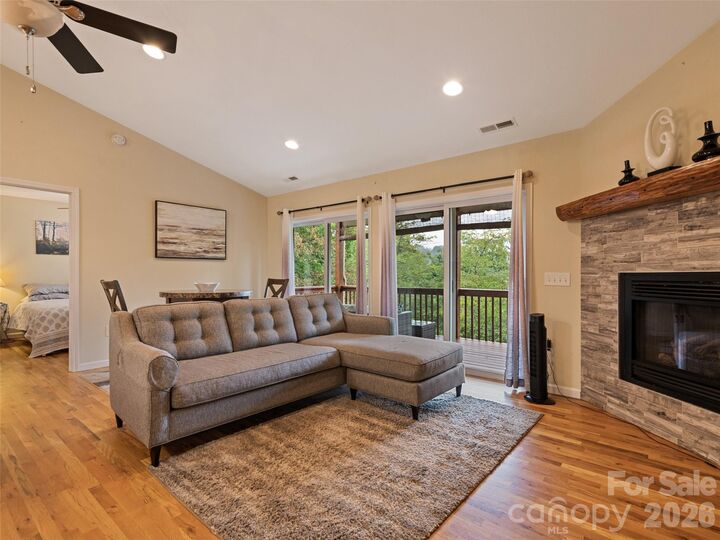 Property Photo: 404 Loop Road NC 28721