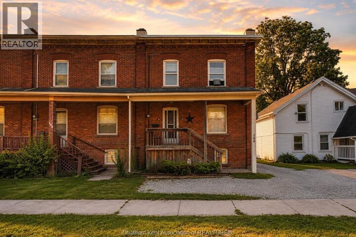 Property Photo:  146 Grand Avenue East  ON N7L 1W2 