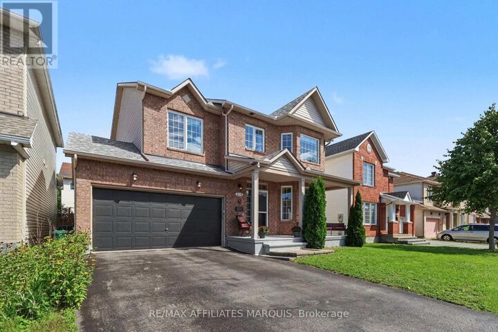 Property Photo:  218 Annapolis Circle  ON K1V 1Y9 