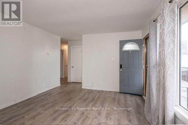 Property Photo:  141 Gore Street East  ON P7E 3R2 
