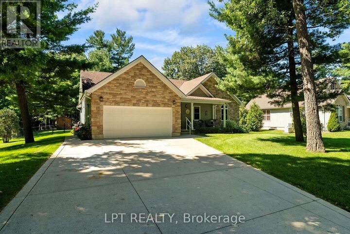 Property Photo:  10011 Jenna Road  ON N0M 1T0 