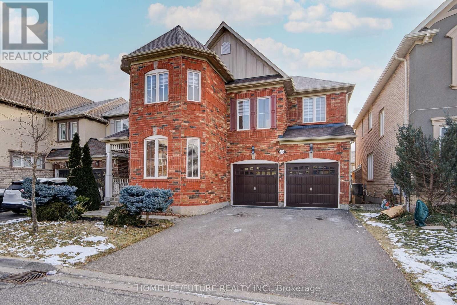 Property Photo:  342 Laundon Terrace  ON L9T 7N9 