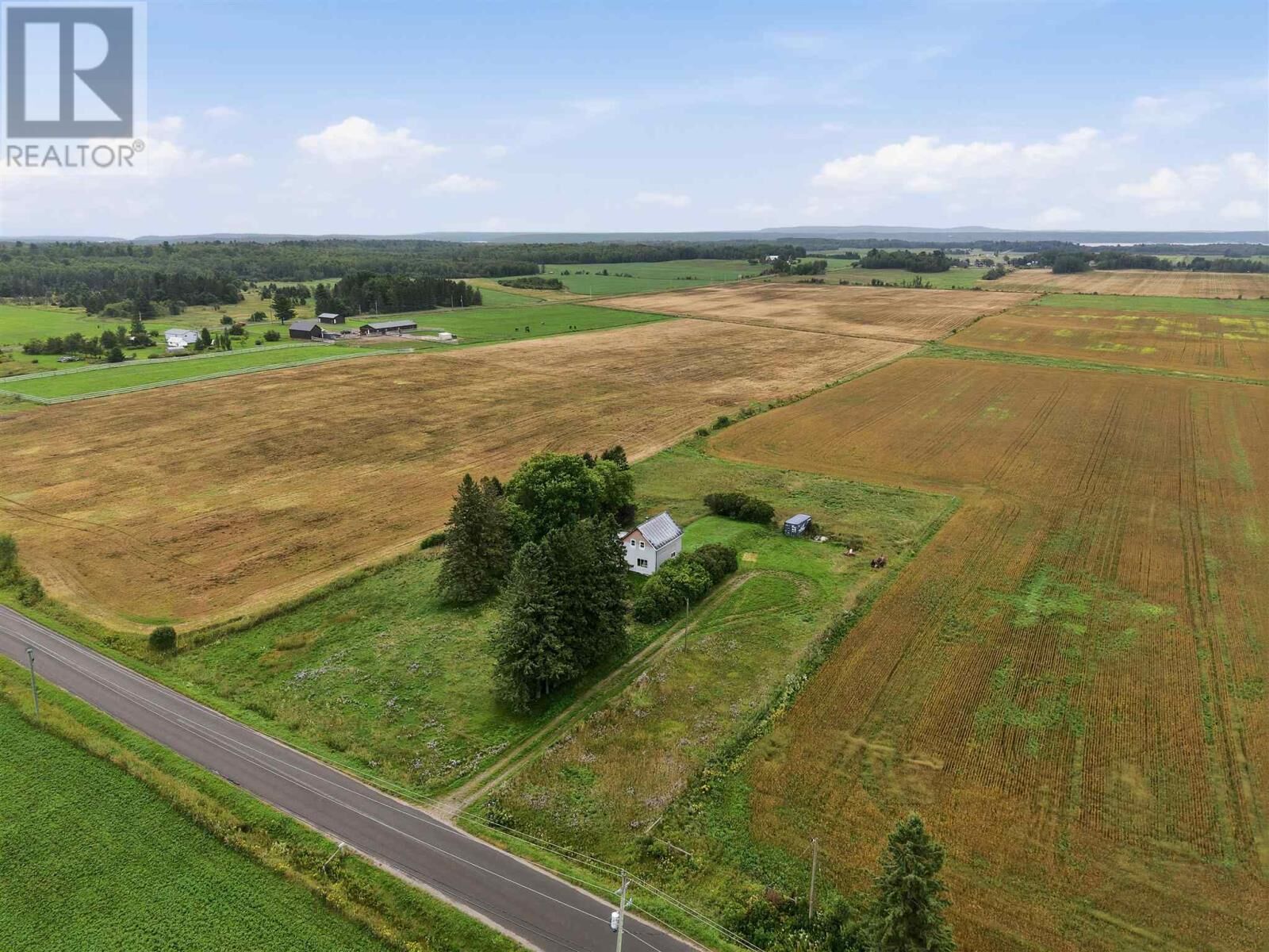 Property Photo:  2731 Government Rd  ON P0R 1E0 