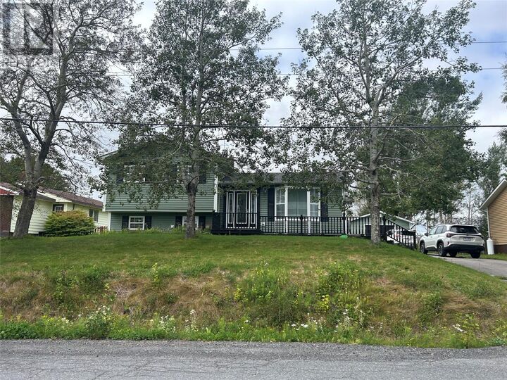 Property Photo:  7 Simmons Place  NL A5A 4N7 