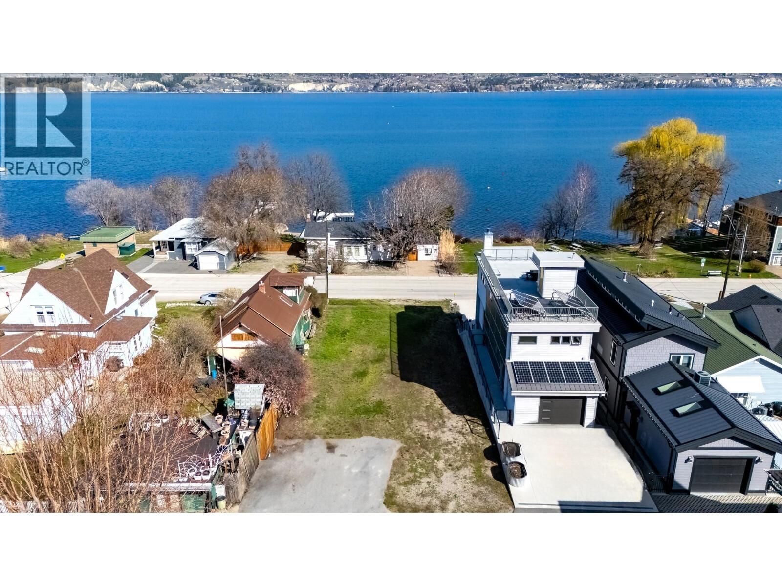Property Photo:  12210 Lakeshore Drive South  BC V0H 1Z1 