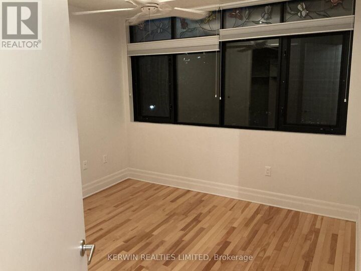 Property Photo:  375 Lisgar Street East 304  ON K2P 0E3 
