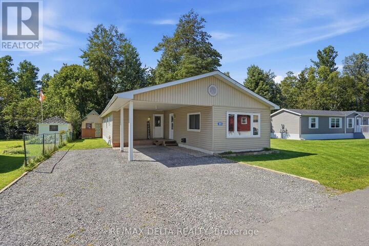 Property Photo:  8250 County Road 17 Road 304  ON K4K 1K7 