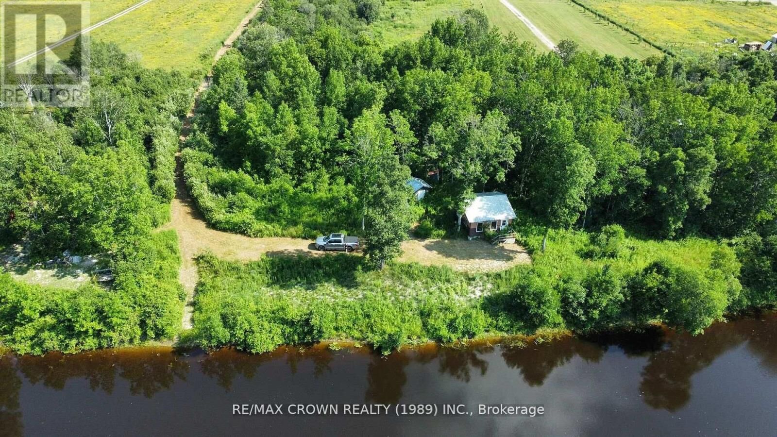 Property Photo:  338 Old Highway 17  ON P0H 2M0 