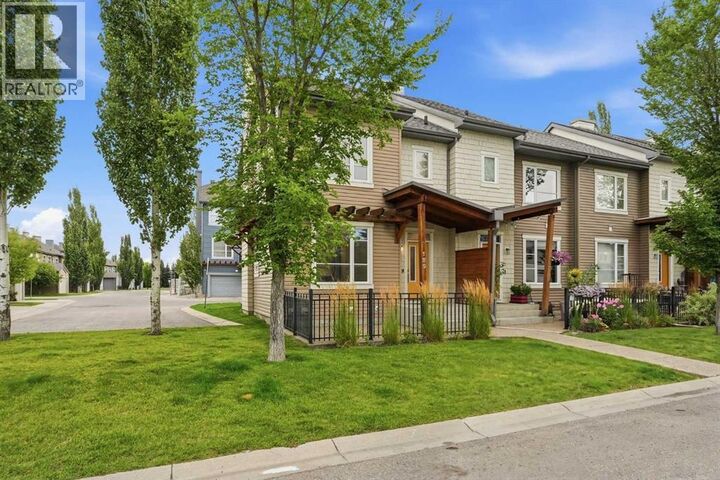 Property Photo:  189 Chapalina Square Southeast  AB T2X 0L5 