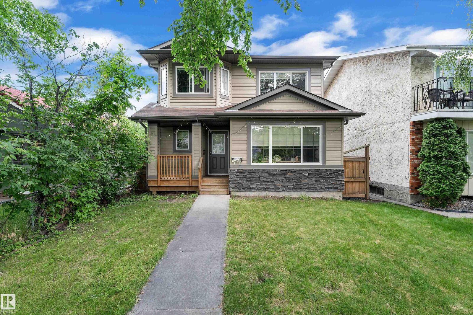 Property Photo:  11929 63 Street NW  AB T5W 4G2 