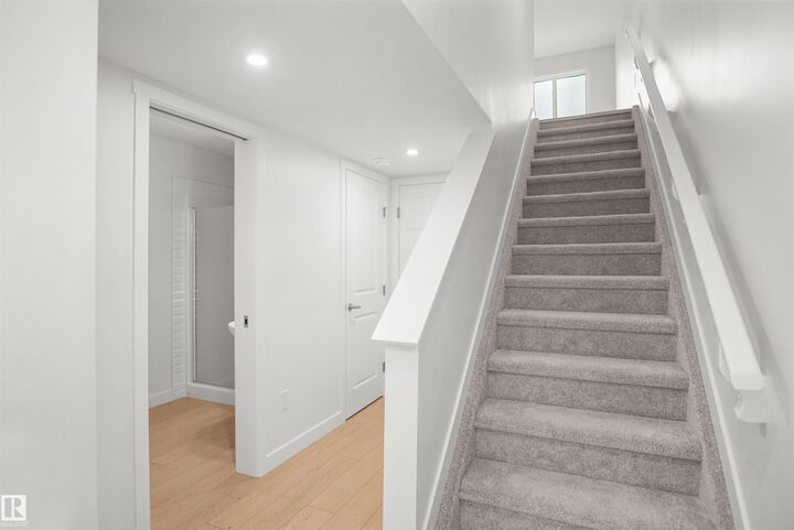 Property Photo:  13135 214 Street NW  AB T5S 0T7 