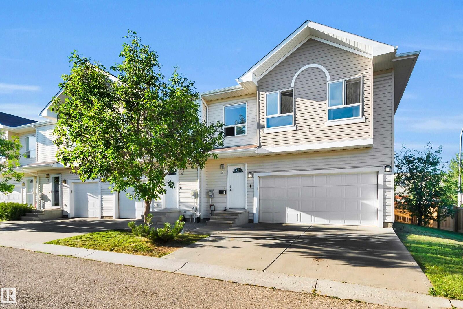 Property Photo:  5120 164 Avenue NW 5  AB T5Y 0L7 