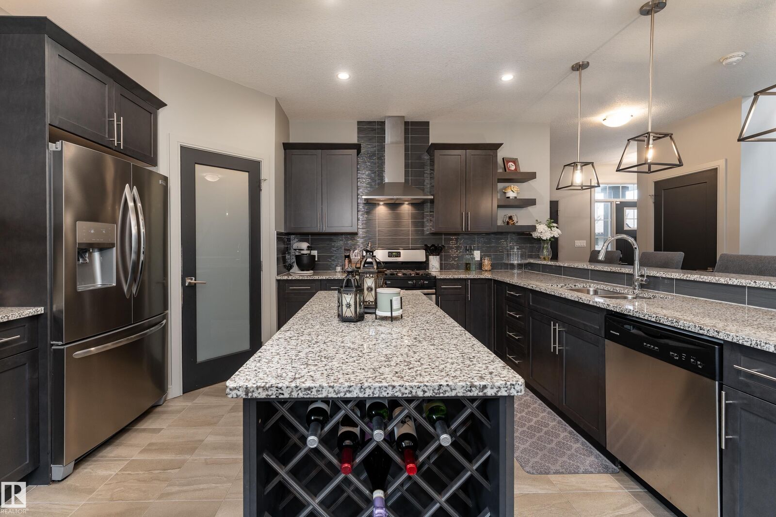 Property Photo:  7038 172A Avenue NW  AB T5Z 0M9 