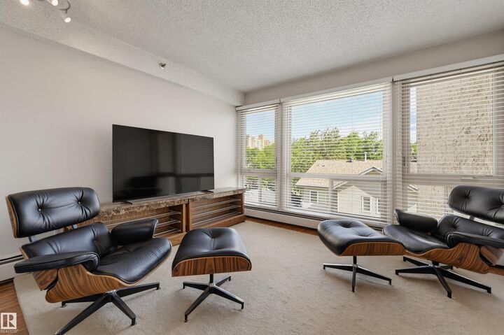 Property Photo:  10171 119 Street NW 403  AB T5K 1Z1 