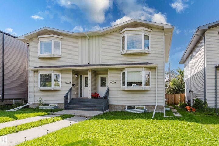 Property Photo:  10334 161 Street NW  AB T5P 3J3 