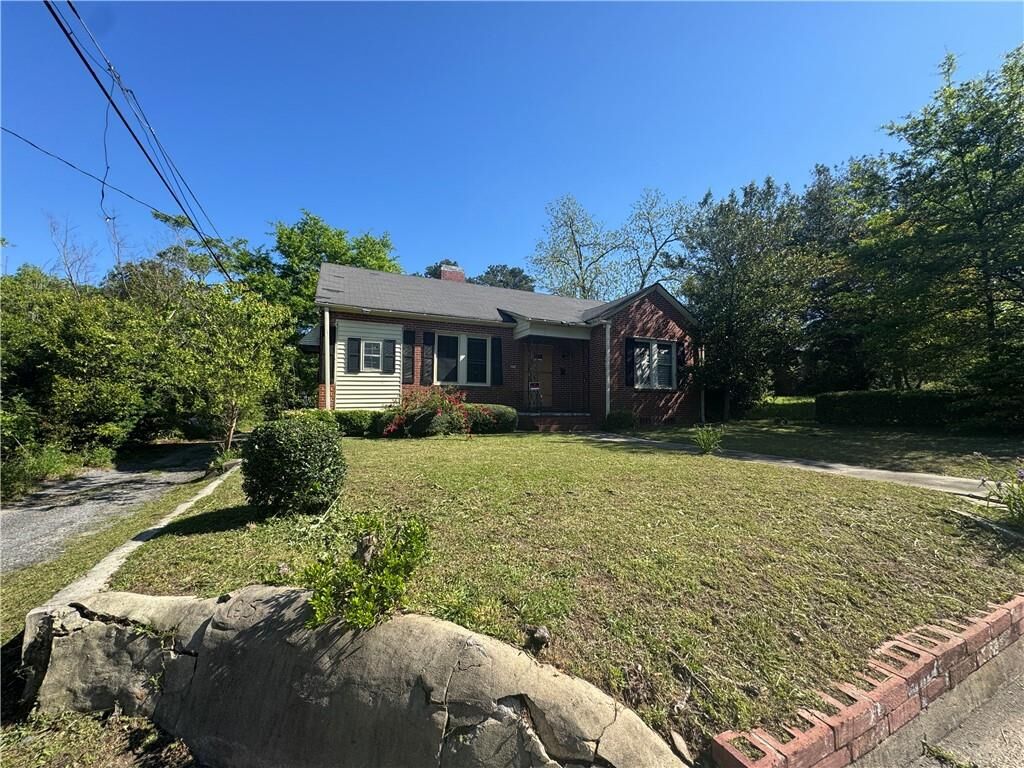 Property Photo:  2773 Beech Avenue  GA 31204 
