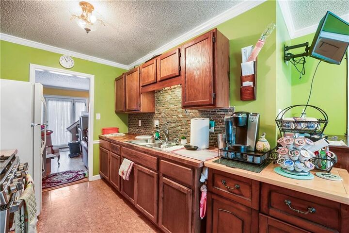 Property Photo: 148 Springstead Court SW GA 30060