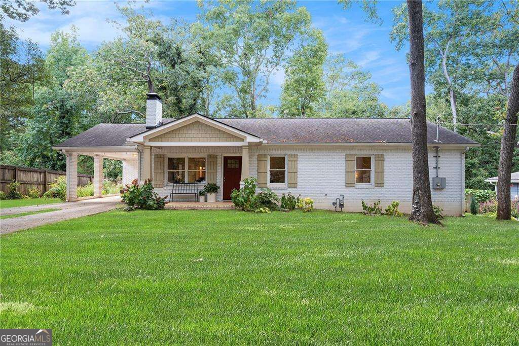 Property Photo: 1347 Dorothy Drive GA 30030