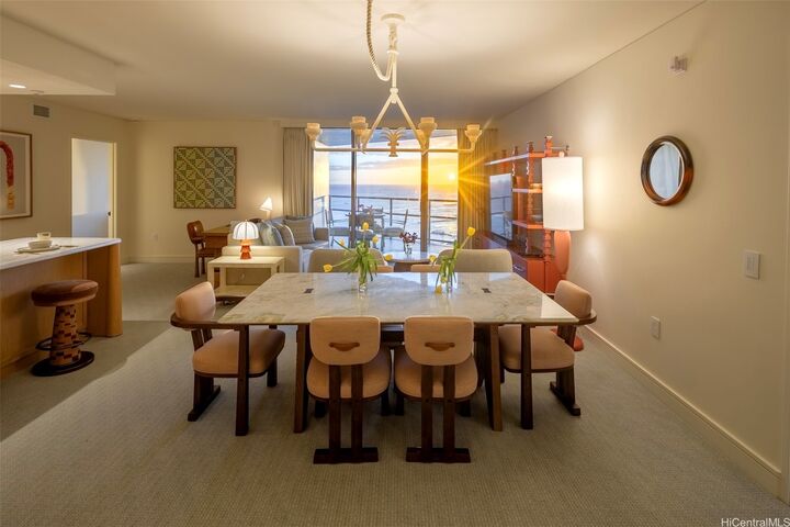 Property Photo:  223 Saratoga Road 3103  HI 96815 
