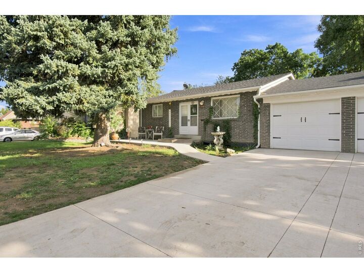 Property Photo: 6860 W 32nd Pl CO 80033