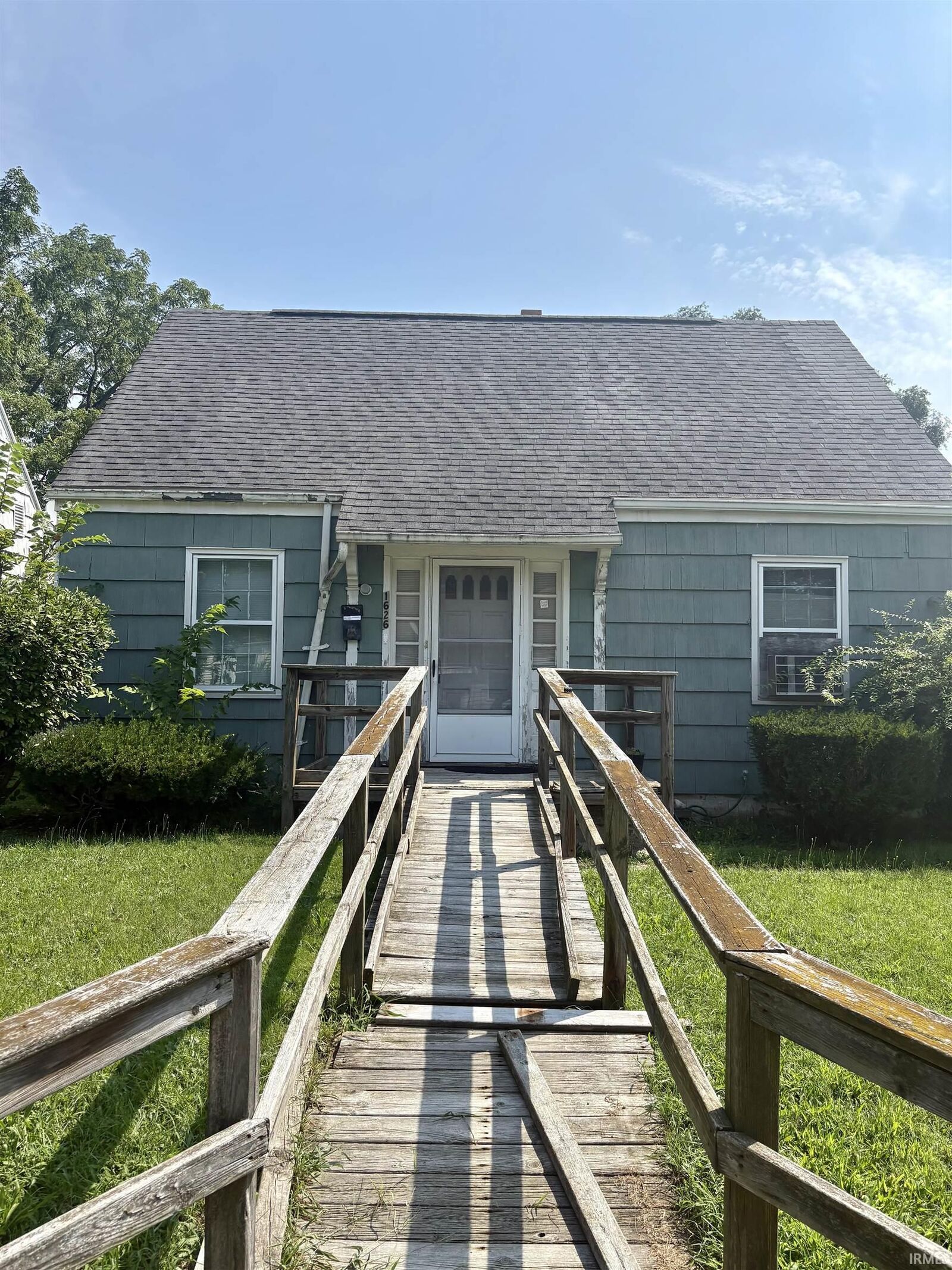 Property Photo:  1626 Johnson Street  IN 46628-2936 