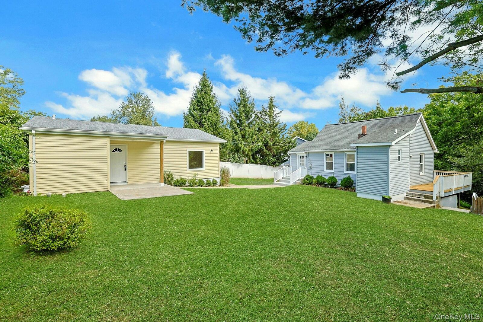 Property Photo:  17 &Amp 17A North Street  NY 10548 