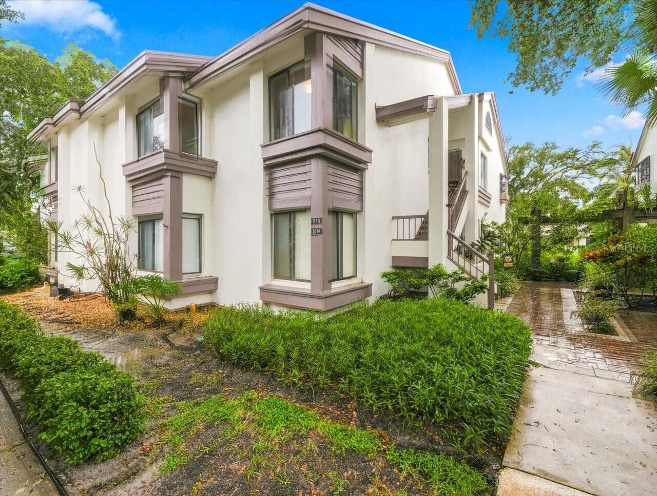Property Photo:  1816 Lake Cypress Drive 1816  FL 34695 