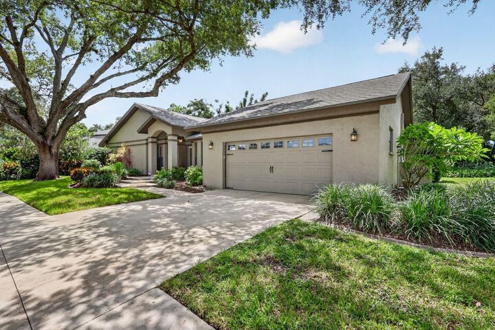 Property Photo: 4395 Oak View Drive FL 34232