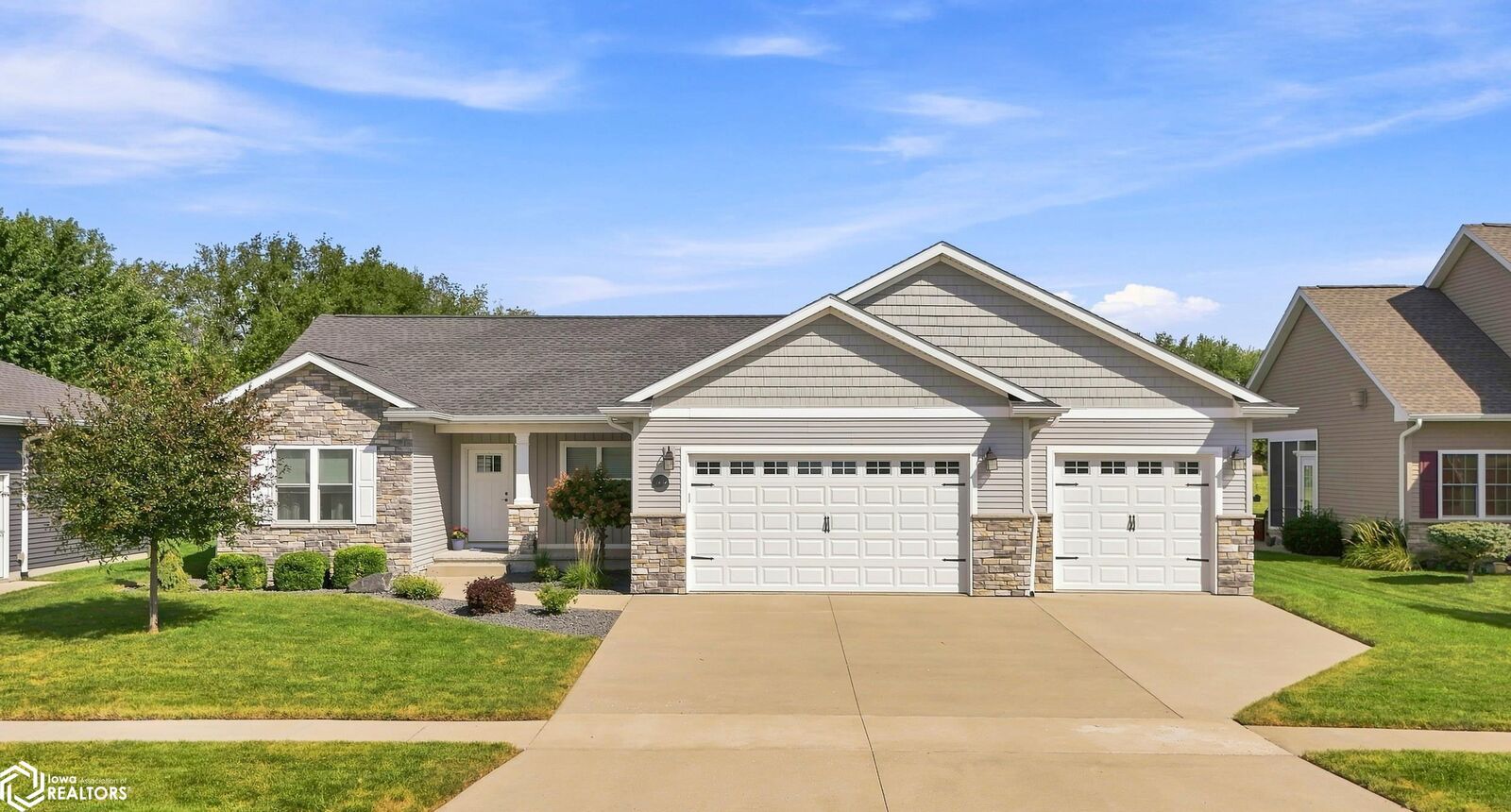 Property Photo:  2616 Lavender Lane  IA 52601 