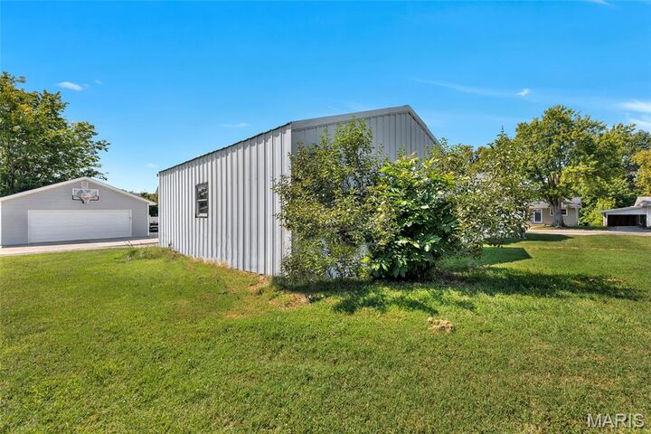 Property Photo:  504 Stiening Street  IL 62298 