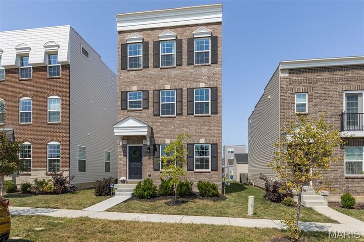 Property Photo:  9433 Vandervoort Court  MO 63126 