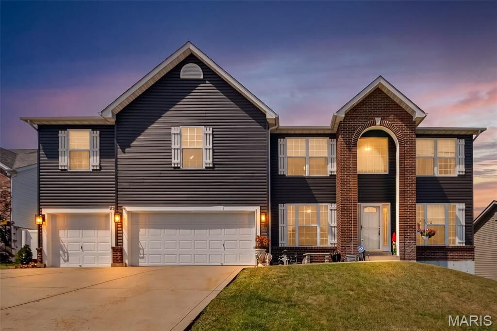 Property Photo:  309 Thoreau Boulevard  MO 63366 