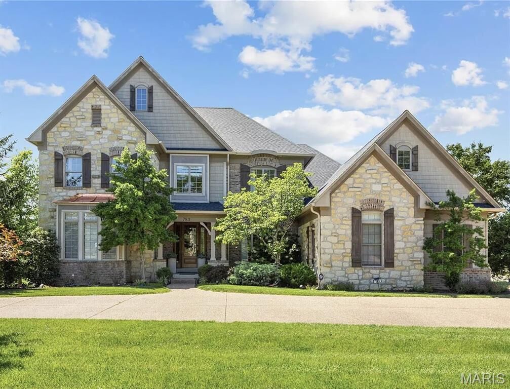 Property Photo: 783 N Mason Road MO 63141