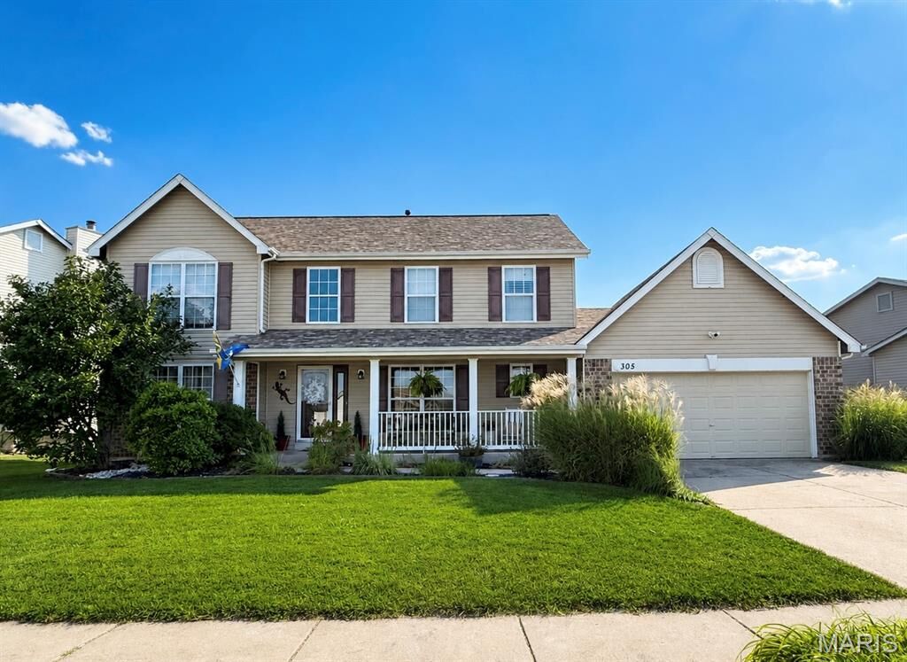 Property Photo: 305 Valley Bluff Drive MO 63385