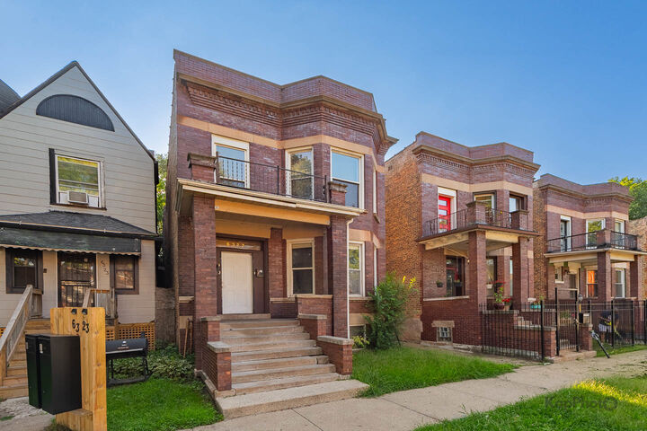 Property Photo:  6327 S Saint Lawrence Avenue  IL 60637 