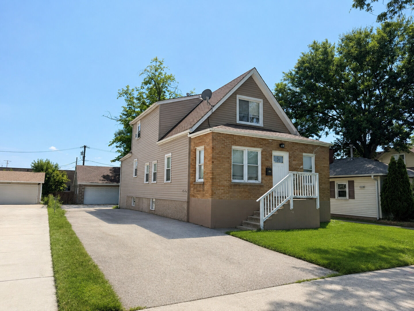 Property Photo:  8019 46th Street  IL 60534 