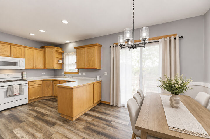 Property Photo:  8810 W 84th Place D  IL 60458 