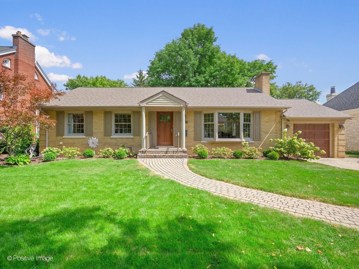 Property Photo:  533 S Spring Avenue  IL 60525 