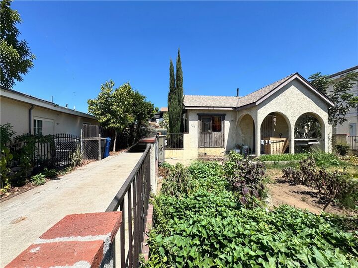 Property Photo:  127 W Glendon  CA 91776 