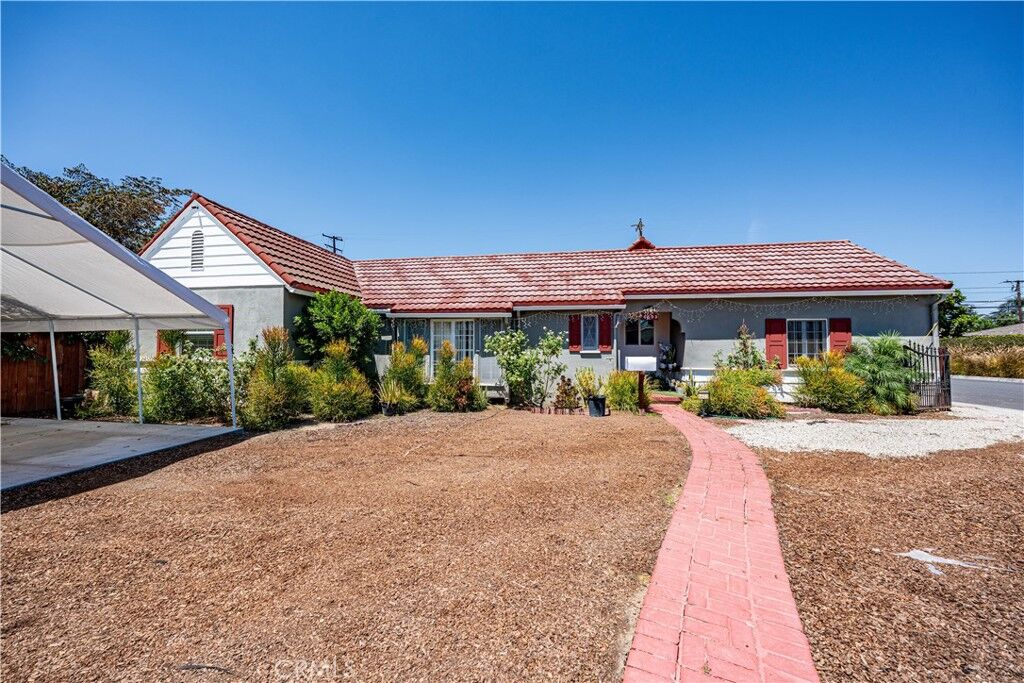 Property Photo:  6603 Broadway Avenue  CA 90606 