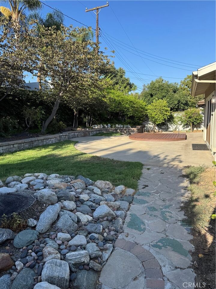 Property Photo:  433 W Northridge Avenue  CA 91741 