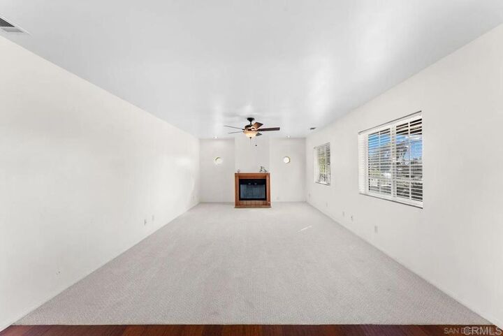Property Photo:  639 1st Avenue  CA 91910 