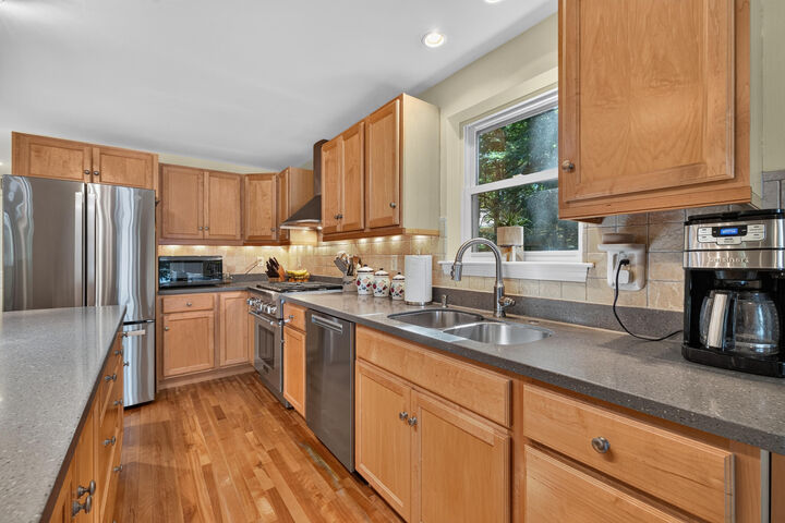 Property Photo:  44 Helenfield Drive  ME 04002 