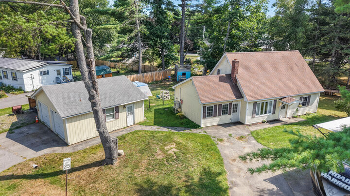 Property Photo:  3 Pine Street  ME 04953 