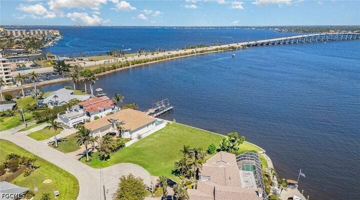 Property Photo: 1750 Sandy Circle FL 33904