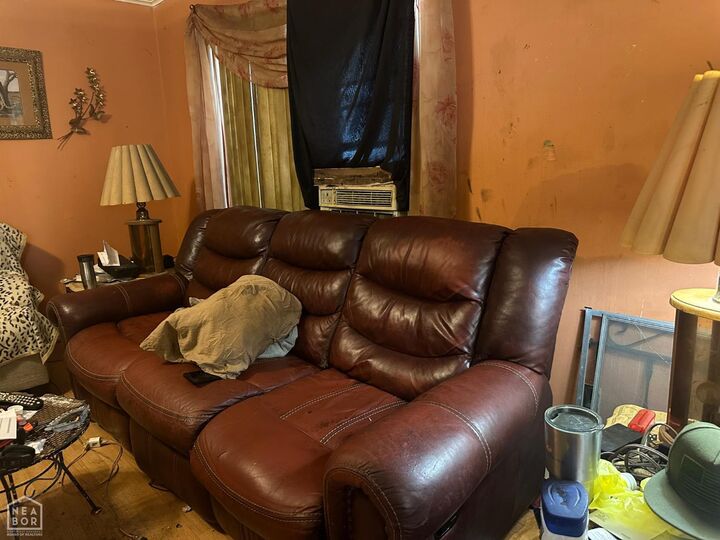Property Photo:  401 S Elm  AR 72370 