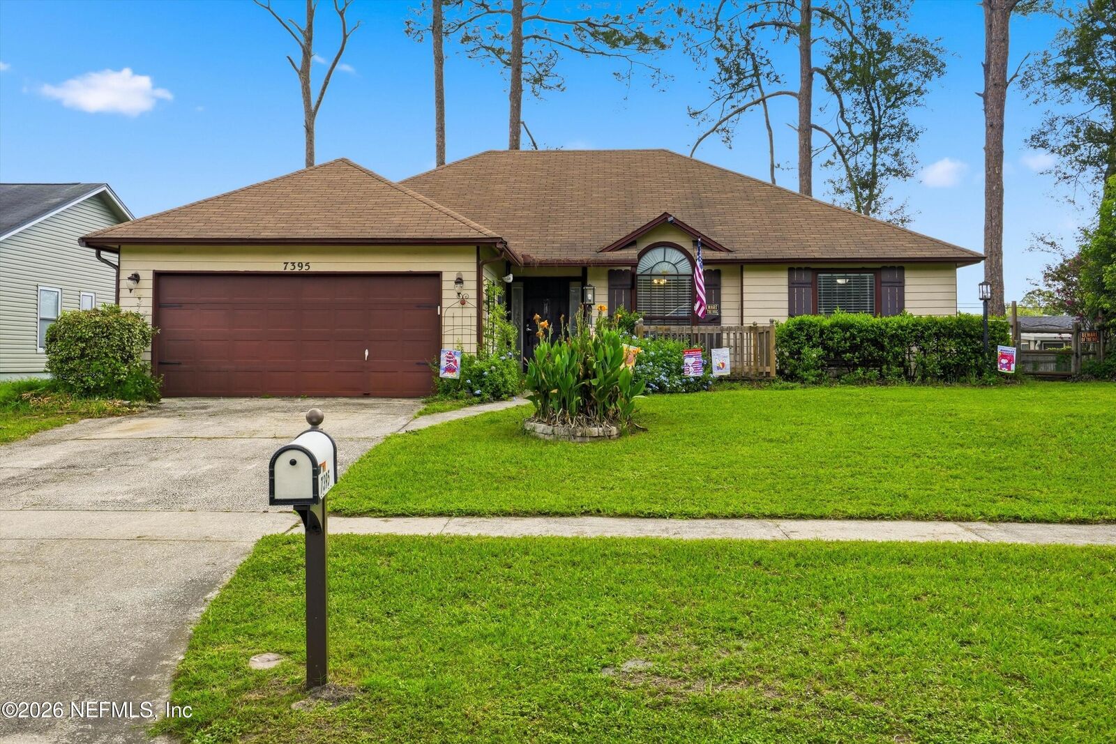 Property Photo:  7395 Petrell Drive  FL 32222 